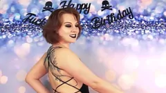 Horny Milf sărbătorește ziua de naștere cu mărturisiri obraznice și fund suculent