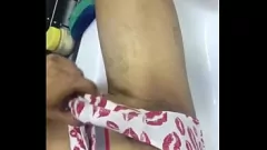 Play Solo Cumshot Exclusive: Sexy Male Model Gets Kinky