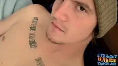 Oynat Büyük bir horoz ile kalın eşkıya gerizekalı ve büyük bir boşalma ile patlar