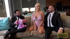 Redare Pascalssubslatterns - bosomy sub john griffith chaney pullr supus în 3 căi