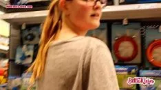 Jouer Omg frank baumarkt-spezial fotzentatangelochkeitsscreen