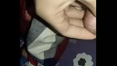 Play 用胶水封住包皮射精，精液射满一包皮
