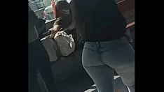 Odtwórz Me capturee de veneca culona (alguien la conoce quiero bupock esa culona, ​​quiero saber donde vive y secuestrala y vi0l@r )