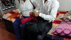 Reproduzir पहली बार oyo होटल में मिलने गए कपल स स्टूडेंट लड़की चोद चोदा! साफ हिन्दी आवाज में