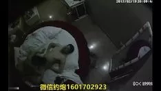 Oynat 滴情趣酒店小帅哥大战如狼似虎的少妇听对白貌似个男小三