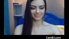 Reproduzir Gatinha latina gostosa transa colocando seu brinquedo em kitty-cat cambj.com